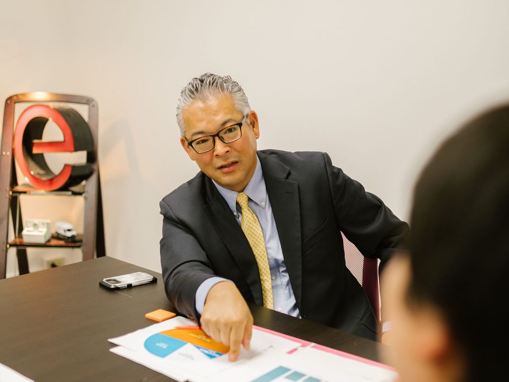 経営者と現場の間に入って業務を整理する打ち合わせ